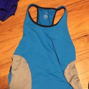 Women’s exercise shirt